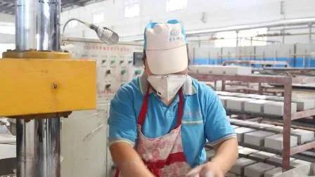  A cerâmica de alumina fabricada pela Qijing Company possui excelente resistência ao desgaste.  (Substratos cerâmicos de alumina)